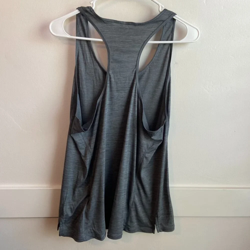 NWOT Patagonia Gray Capilene Cool Lightweight Racerback Tank Top - Picture 2 of 6